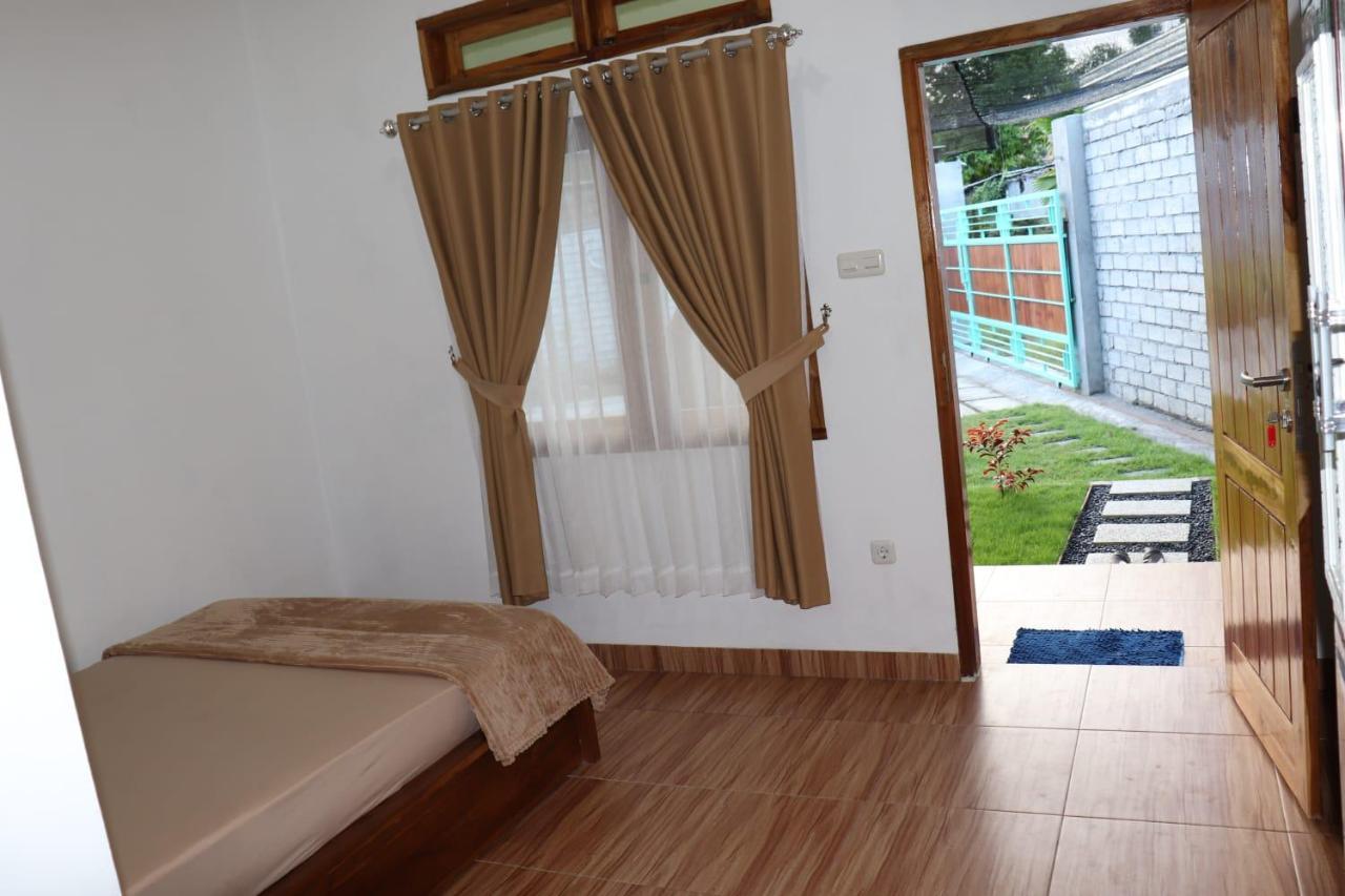 Room 212 Kuta  Exterior foto